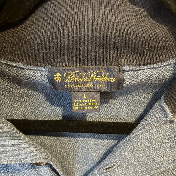 Brooks Brothers Cotton Cashmere blend Henley sweater in blue with buttons - Picture 2 of 9